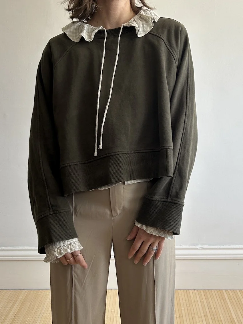 Beyond Nine Khaki Green Sweatshirt Size L