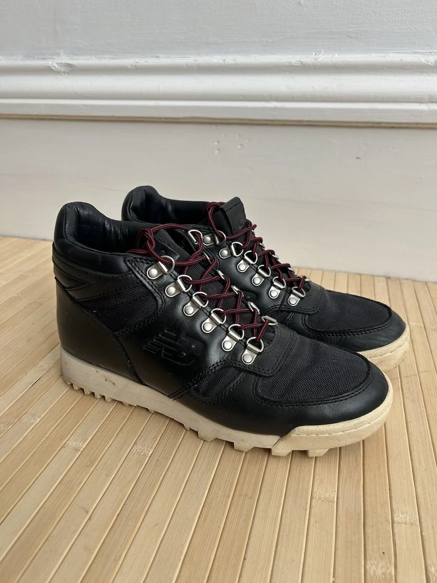 New Balance Black Leather Hiking Boots Size 7.5