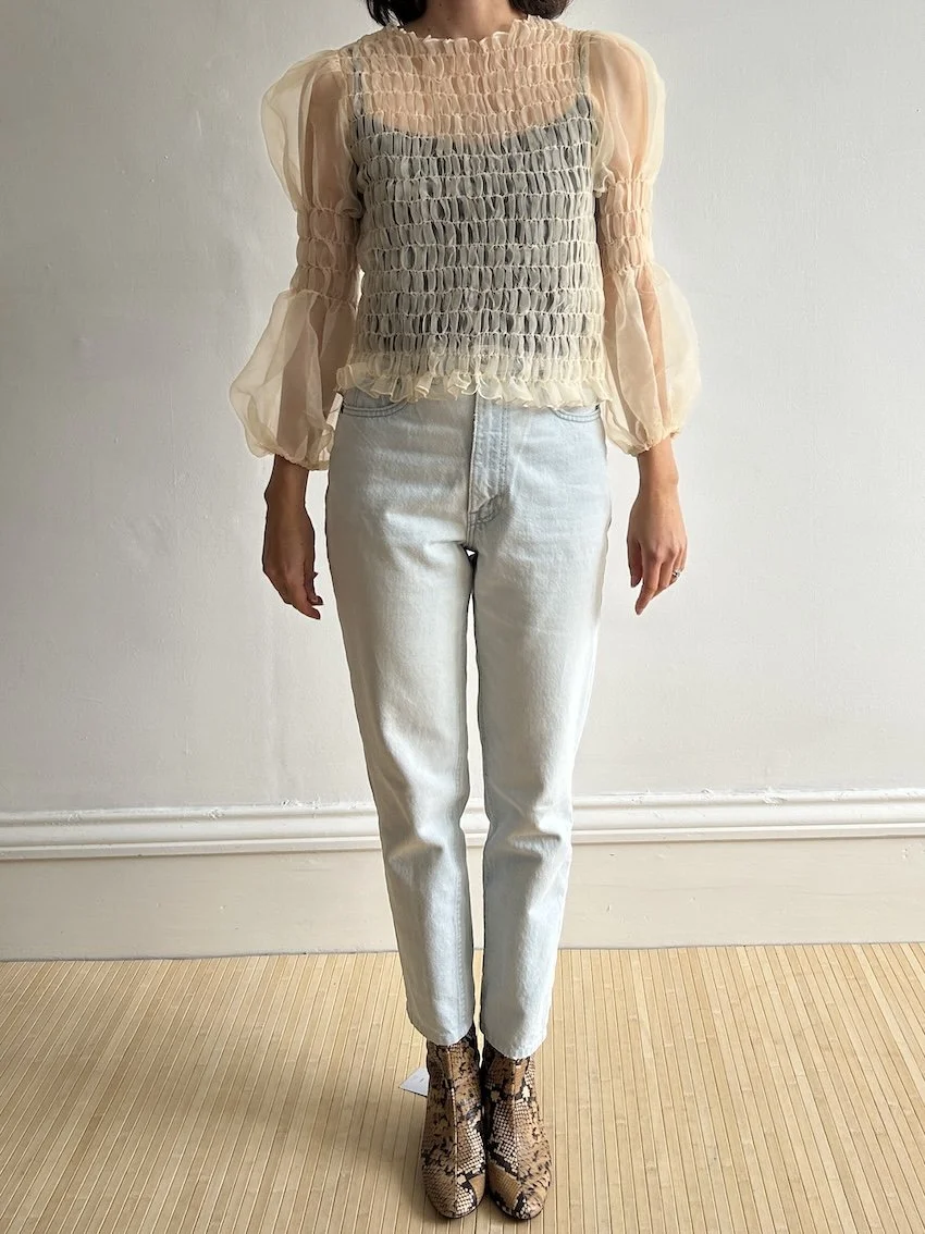 Vintage Levi’s 531 Light Wash Jeans Size 8