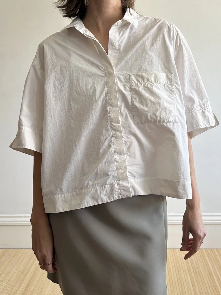Uniqlo White Cropped Shirt Size XXL