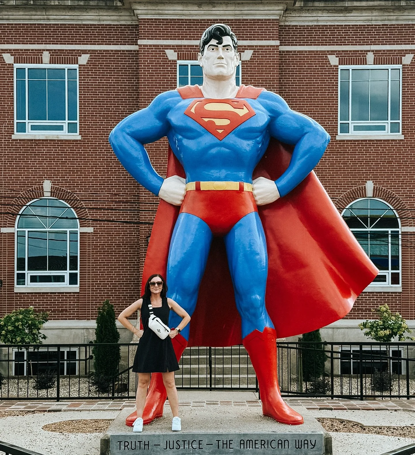 If you&rsquo;re as excited for the new Superman movie as I am, I&rsquo;ve got the place for you. 
📍Metropolis, IL

This place goes all in on the comic book charm:
✔️ Giant Superman statue
✔️ Super Museum full of vintage goodies
✔️ Lois Lane statue

