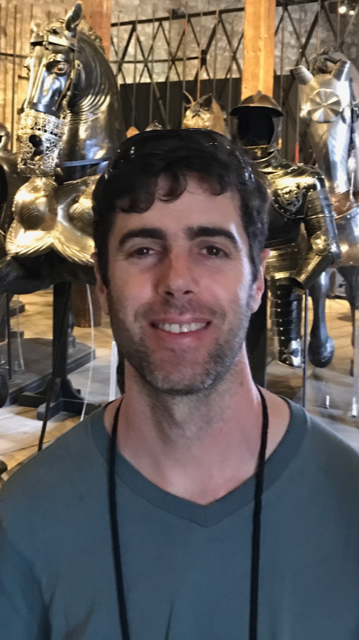 Ido Davidesco: Brain-to-Brain Synchrony and Learning Outcomes Vary by Student-Teacher Dynamics: Evidence from a Real-world Classroom Electroencephalography Study.