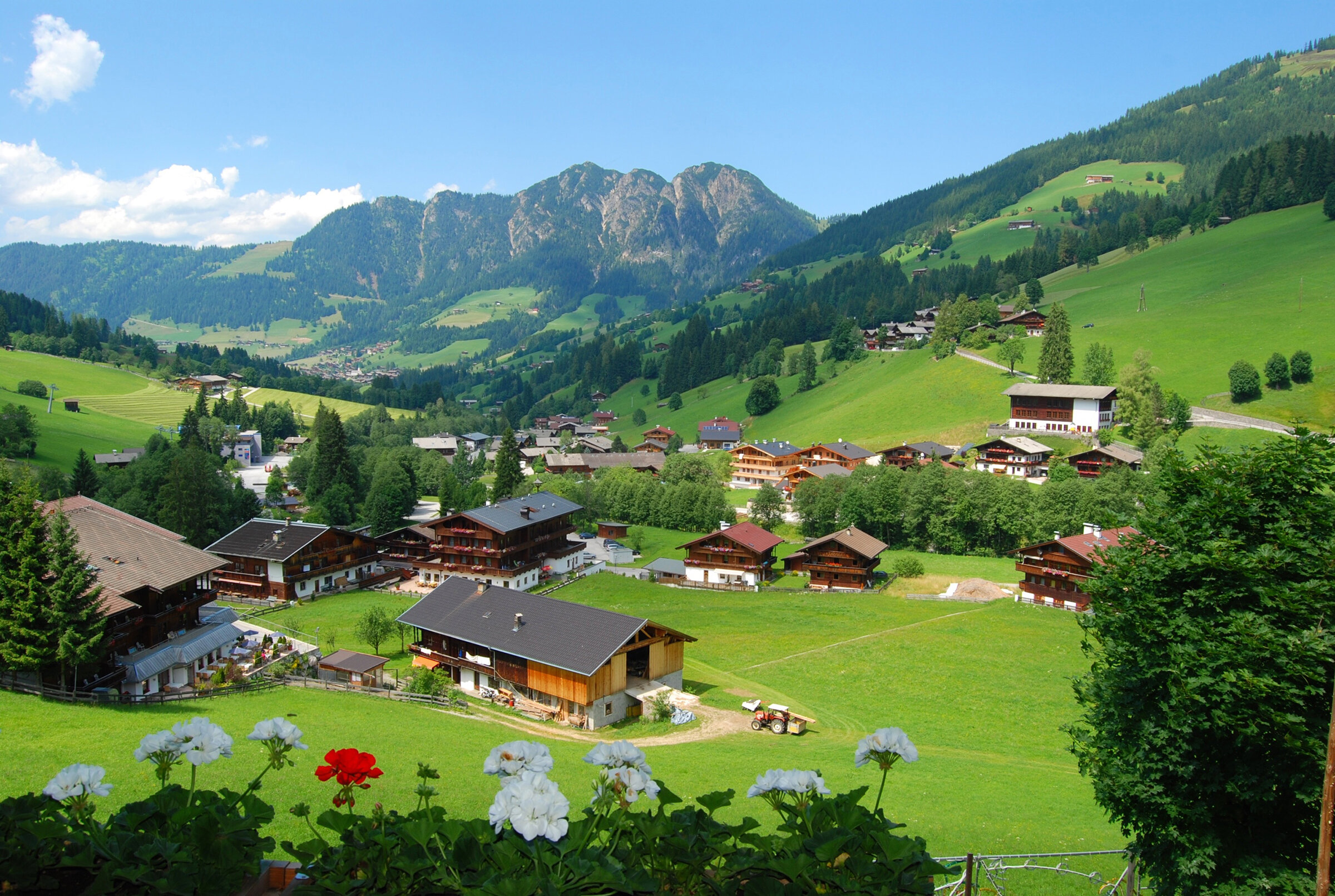  The village of Alpbach in the Alpbachtal, Austrian Tyrol. 