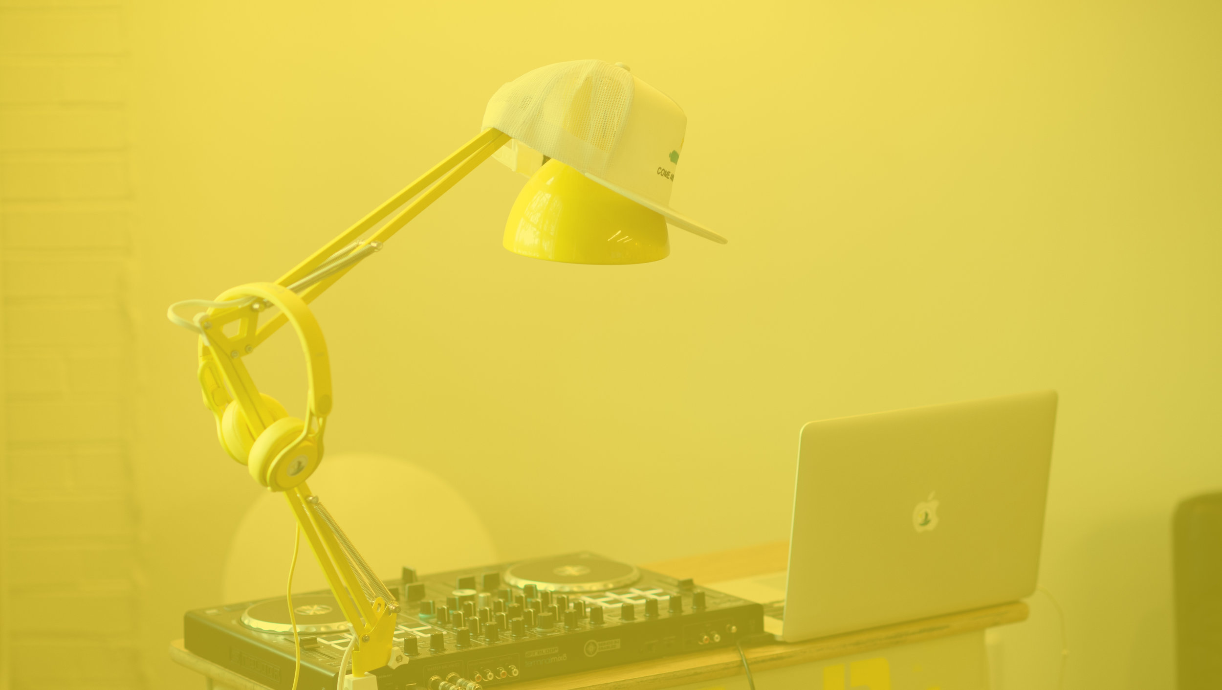 DJ.Corner.jpg