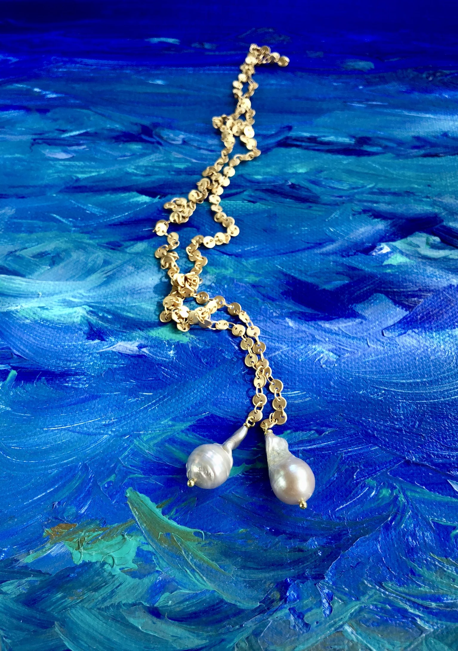 Light Grey Baroque Pearls on Matte Gold Chain Necklace