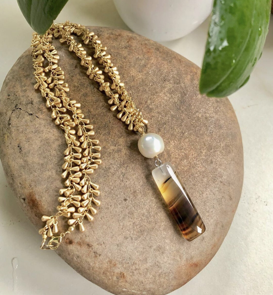 Moss Agate and Pearl Necklace on a Dewdrop Chain