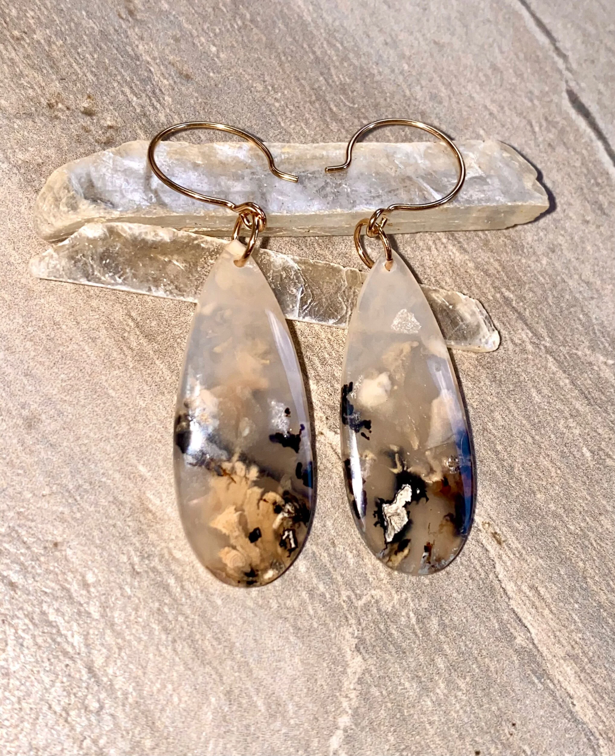 C8C6C48C-7284-49AF-BF27-2345222EE772