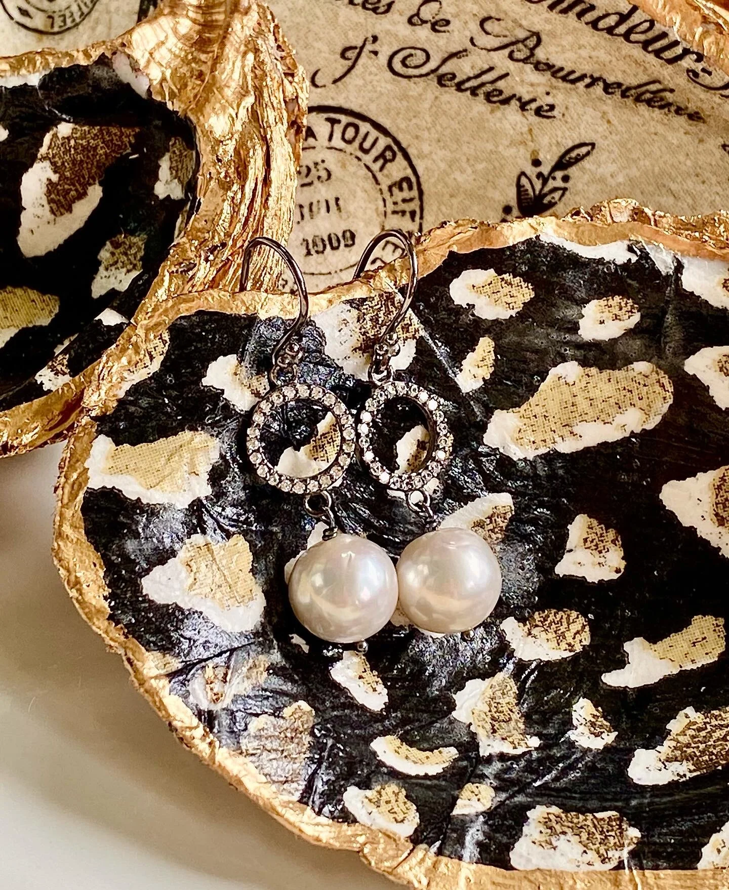 F16AA5D2-C123-4CEF-8F08-406803448104