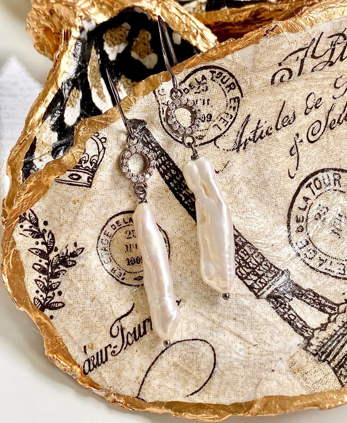 175D94F2-EE50-4A0B-8A69-17B43FBC24B2