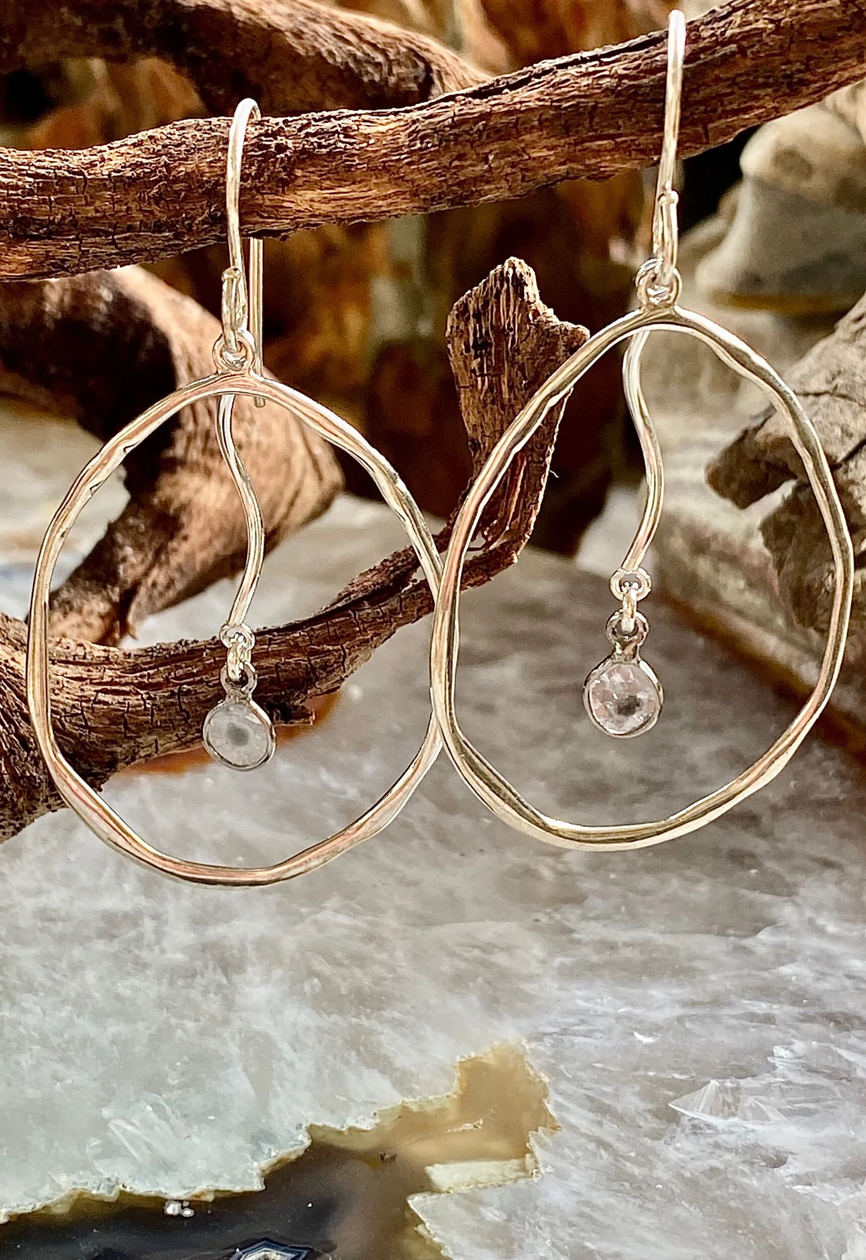 28D3CB07-3E6A-4AD8-B0A2-4B9FBDDFABF5