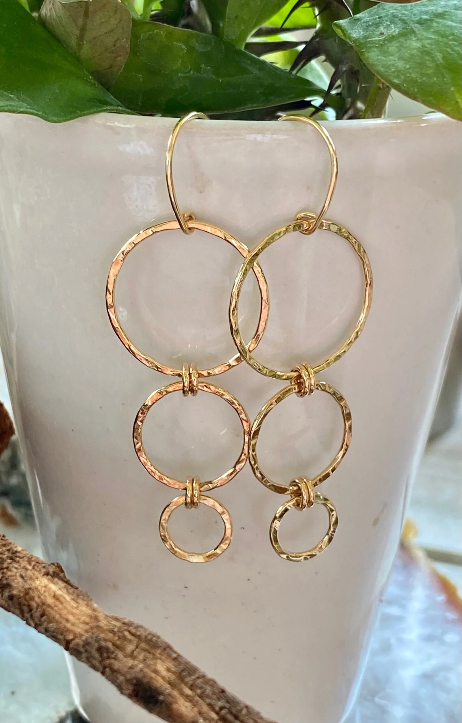 56D92992-B9F3-4134-B0D1-DEE6ABC95EA5