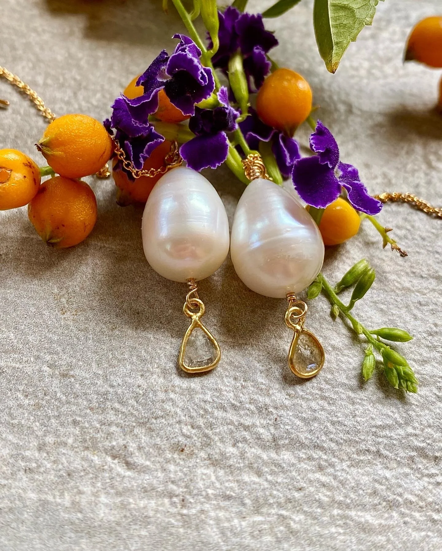 C881B71B-8A65-487A-A14A-C0EA3AF98668