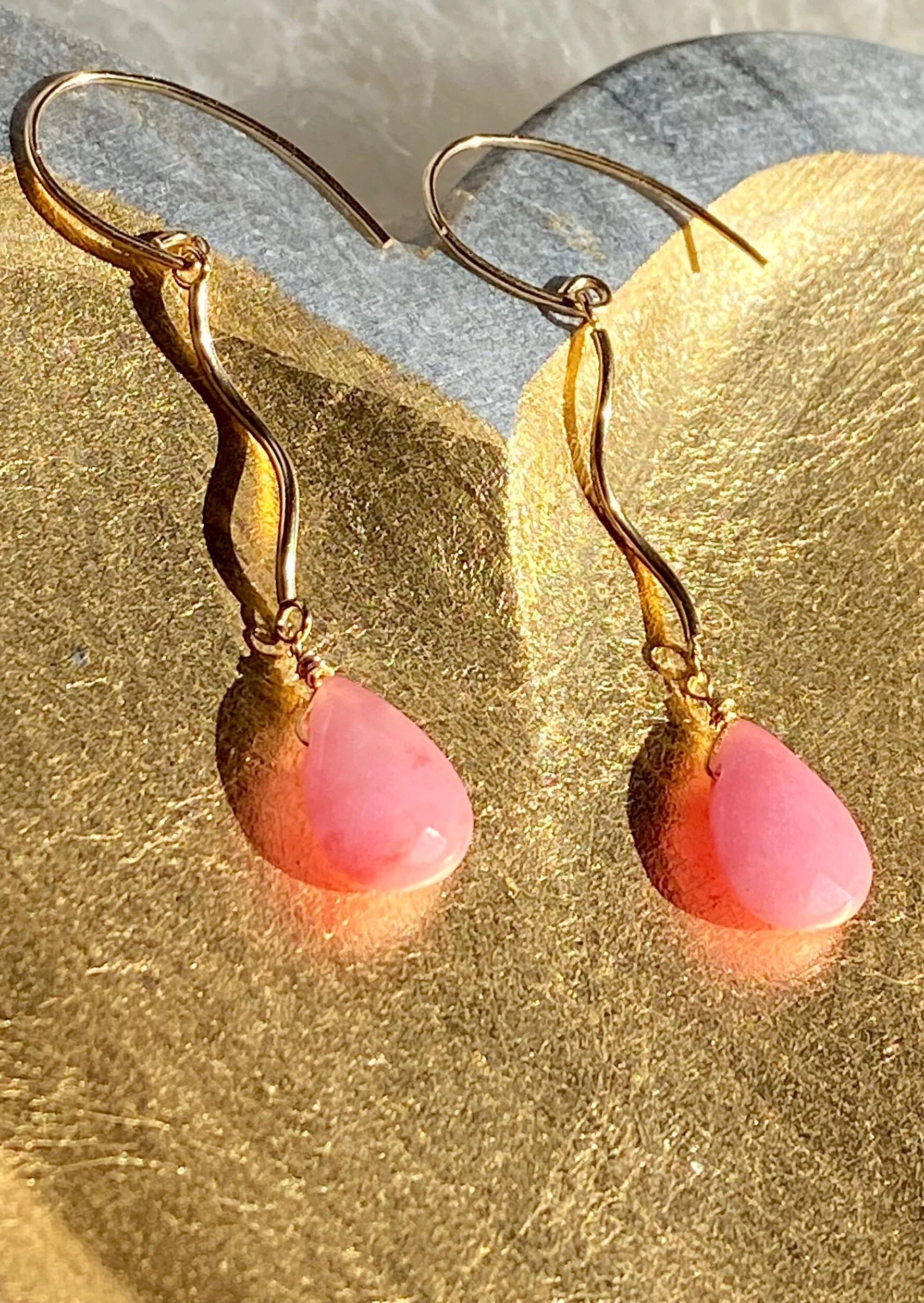 DB759414-F9A2-4A73-AE62-03C4B4EEA1AB