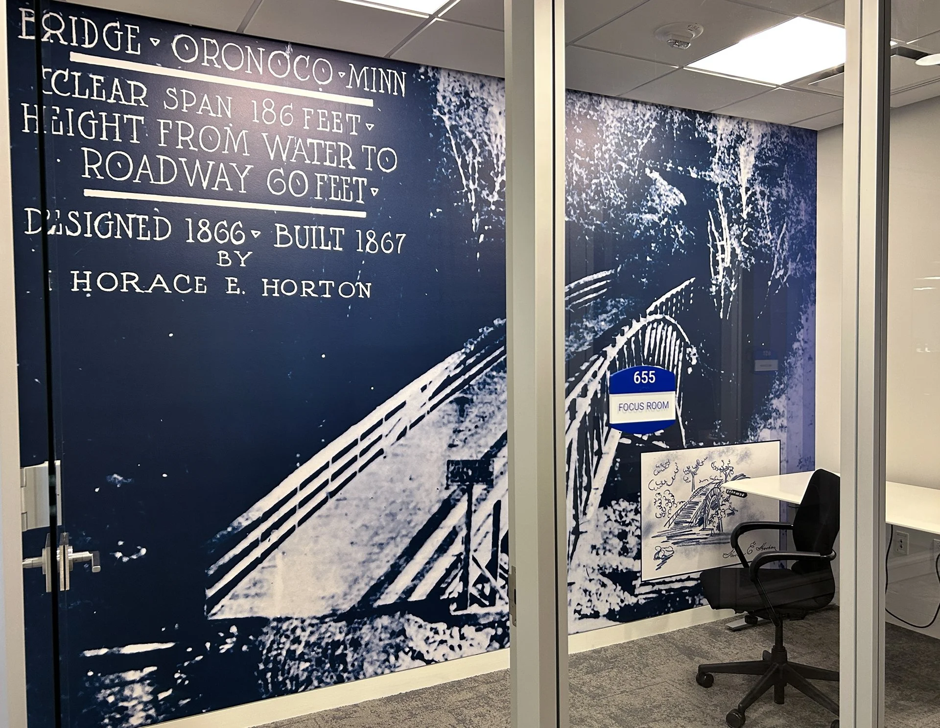 Huddle Room 1.jpg