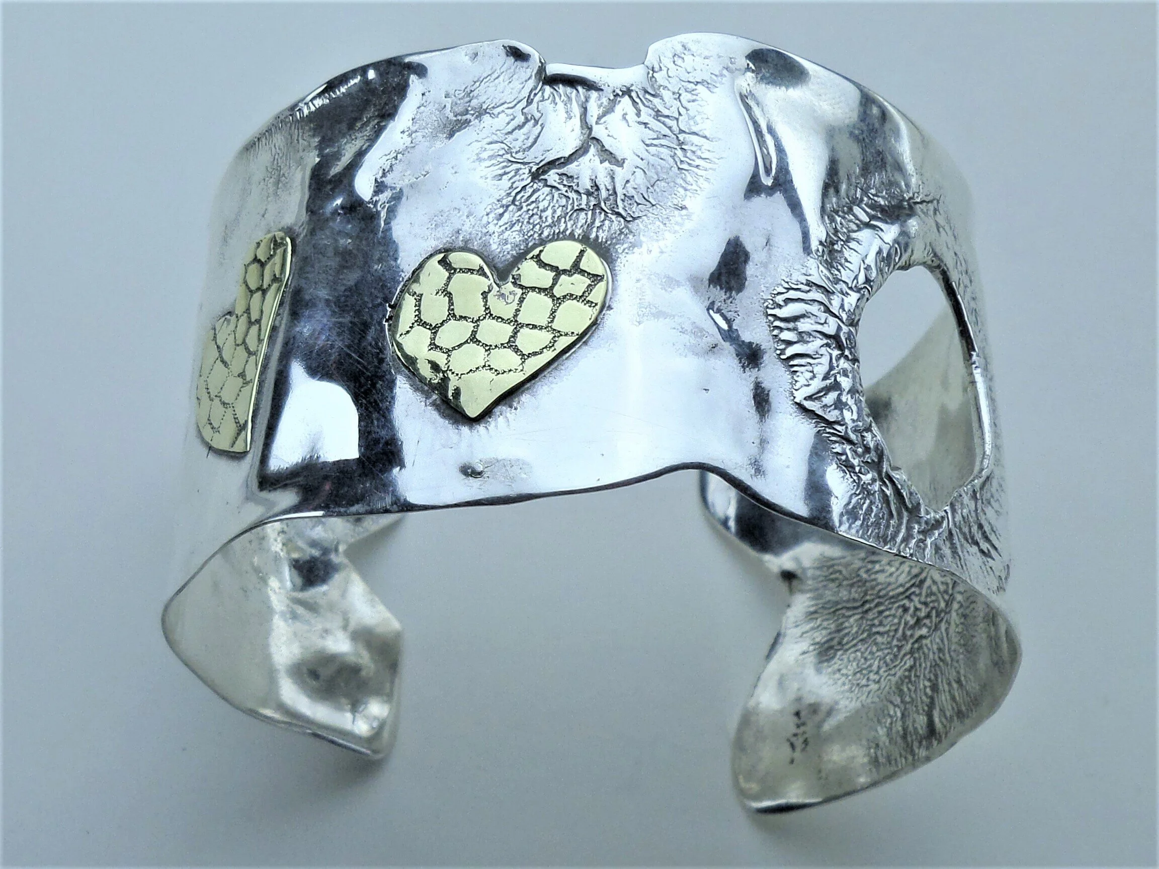 Reticulated SS Heart Cuff -fin.jpg