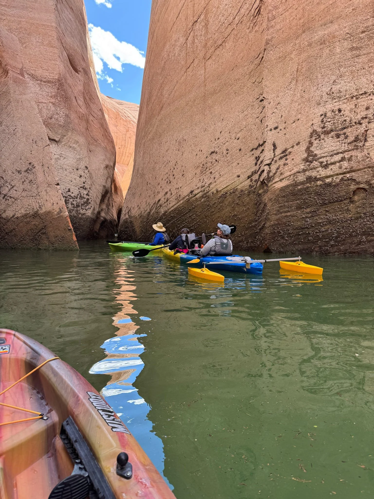 Kayaking Labyrinth Canyon (Lake Powell)