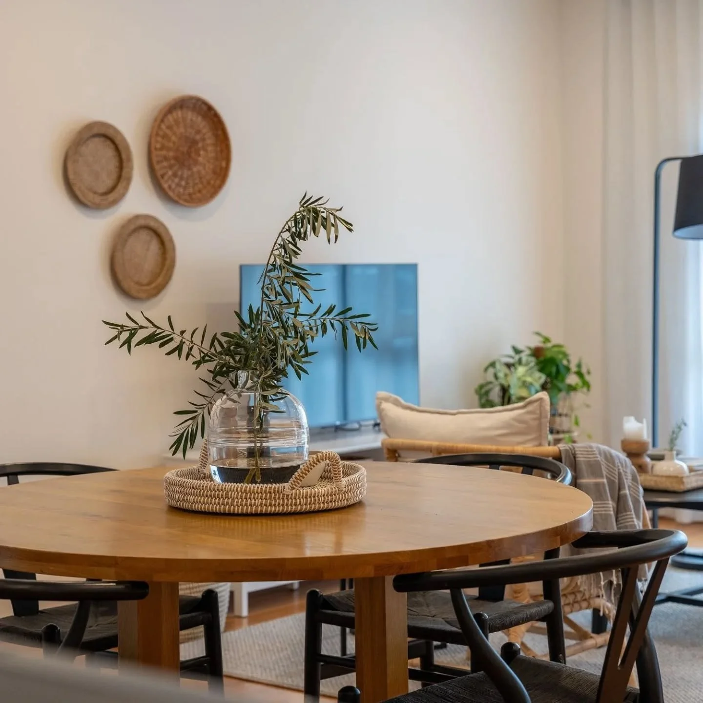 For this recently completed  project in Goodwood, I was asked to select the furniture, rugs, window coverings and decor pieces....⁠
⁠
The goal? To curate a space that felt warm, textural, and true to the client&rsquo;s style.
⁠
Every item was chosen 