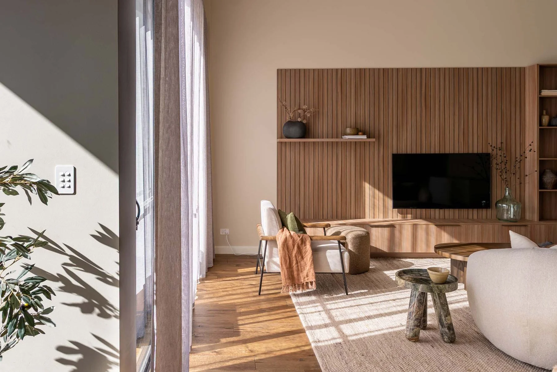 Design Release - Springlake Townhouse WEB (6 of 92)_1.jpg