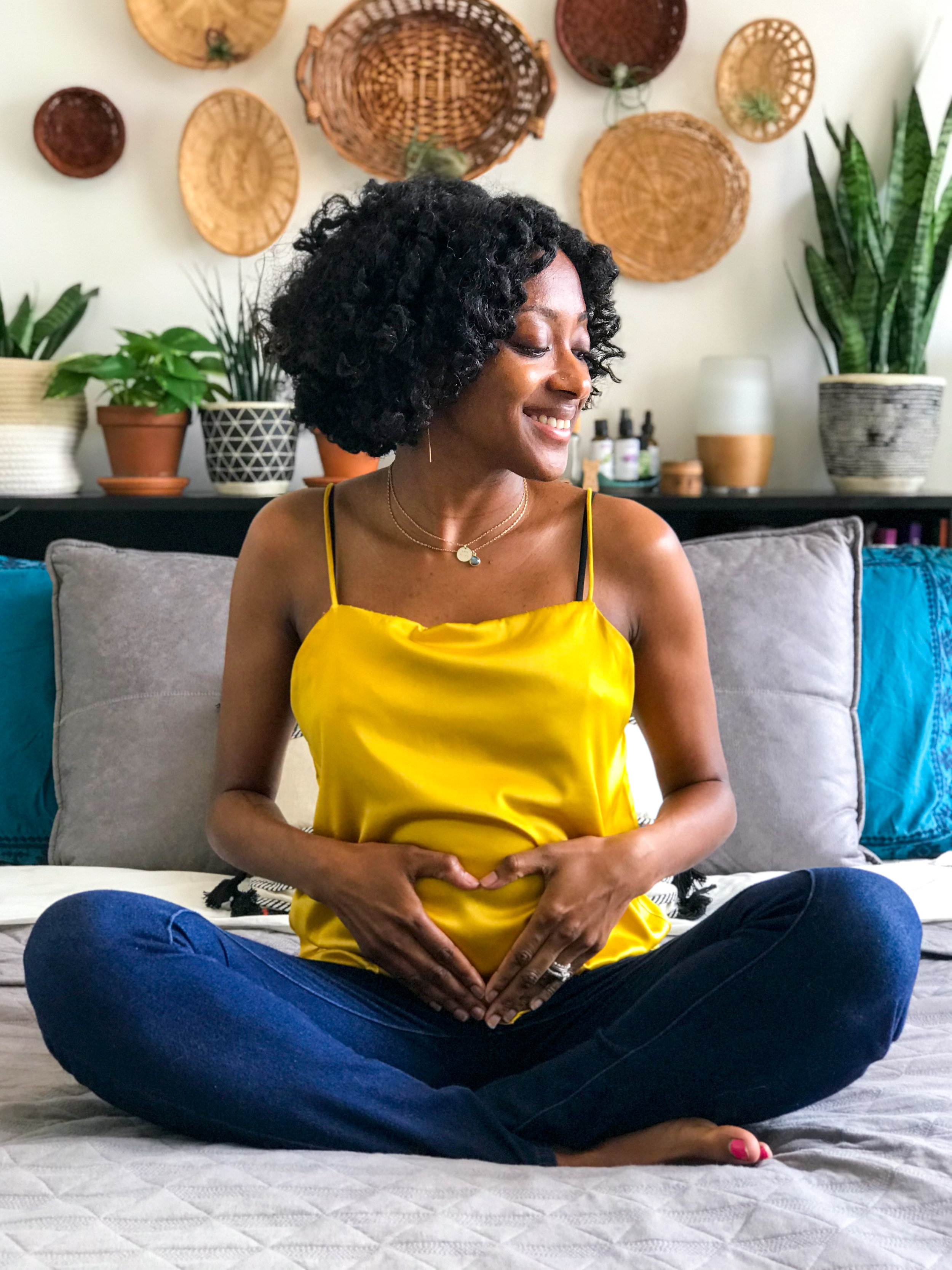 Mantras and positive affirmations for expecting moms