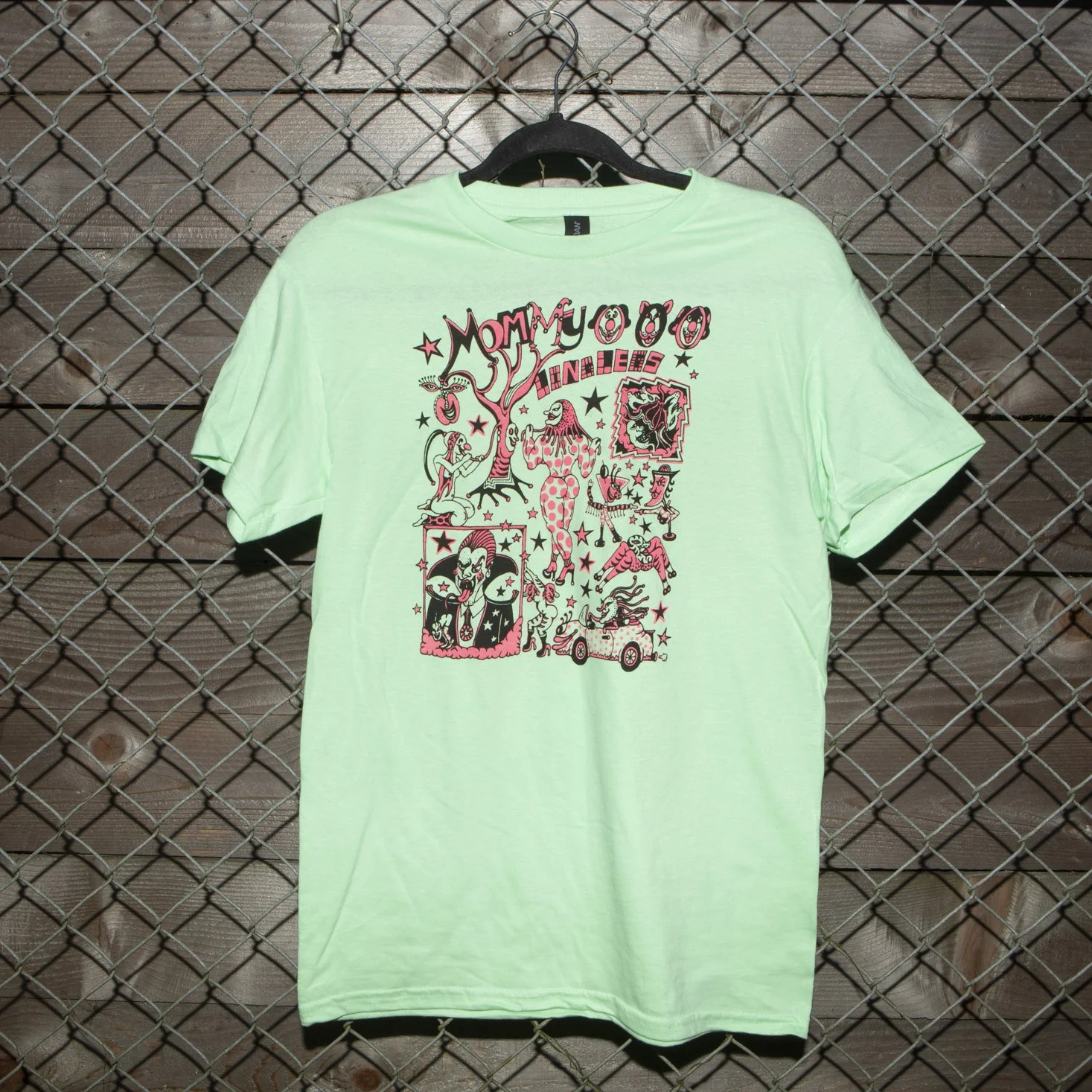 Mommy Long Legs - Green Shirt
