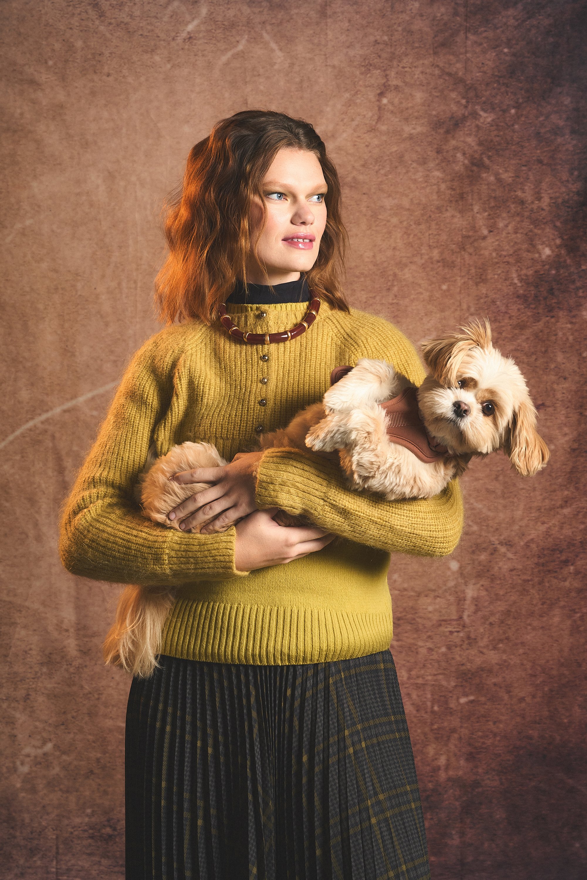 WO_VM_Harness_Cocoa_Kelly_Berger_HolidayCampaign_02_2x3_Web.jpg