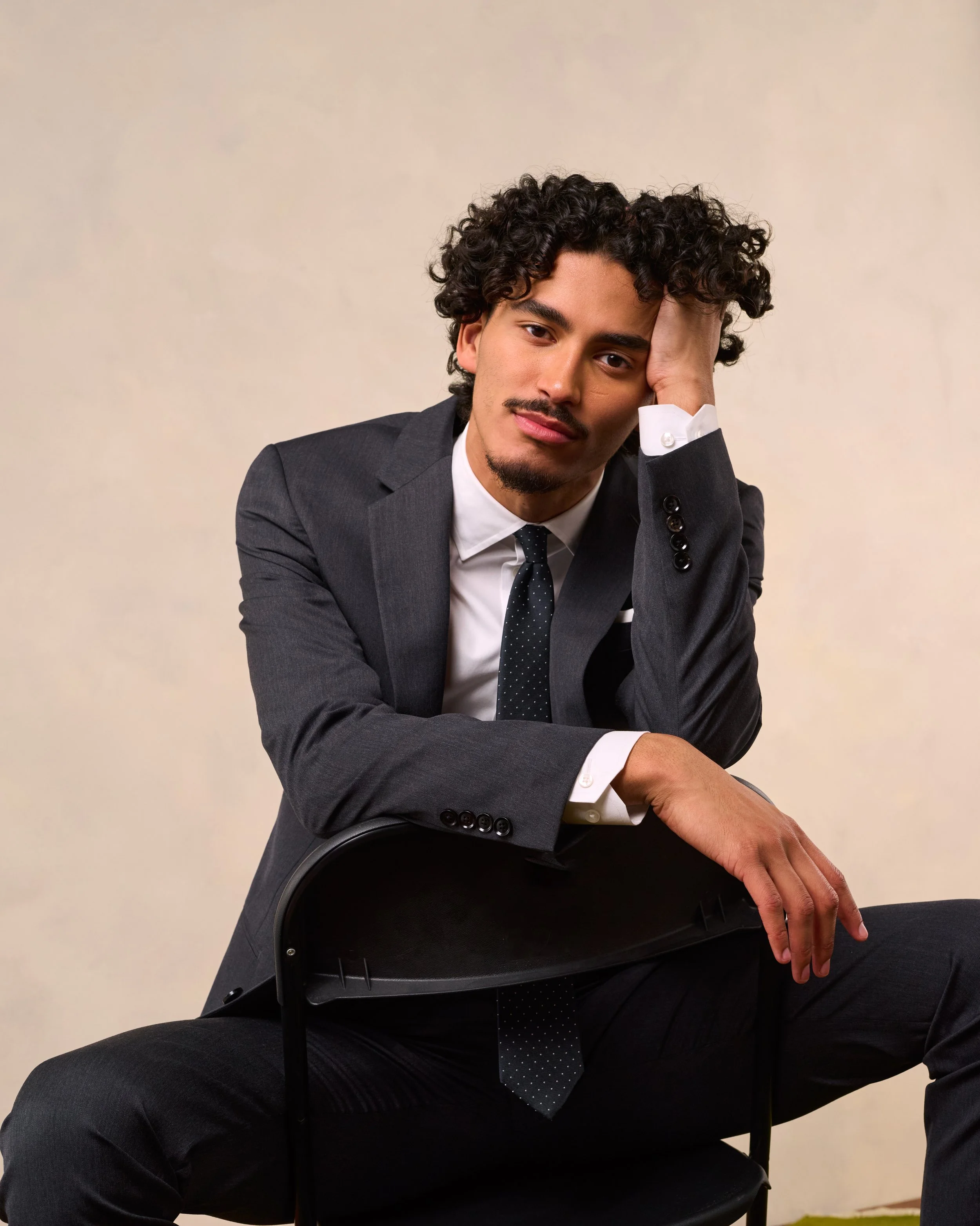 20240312_07_CHARCOAL_SUIT_2091.jpg