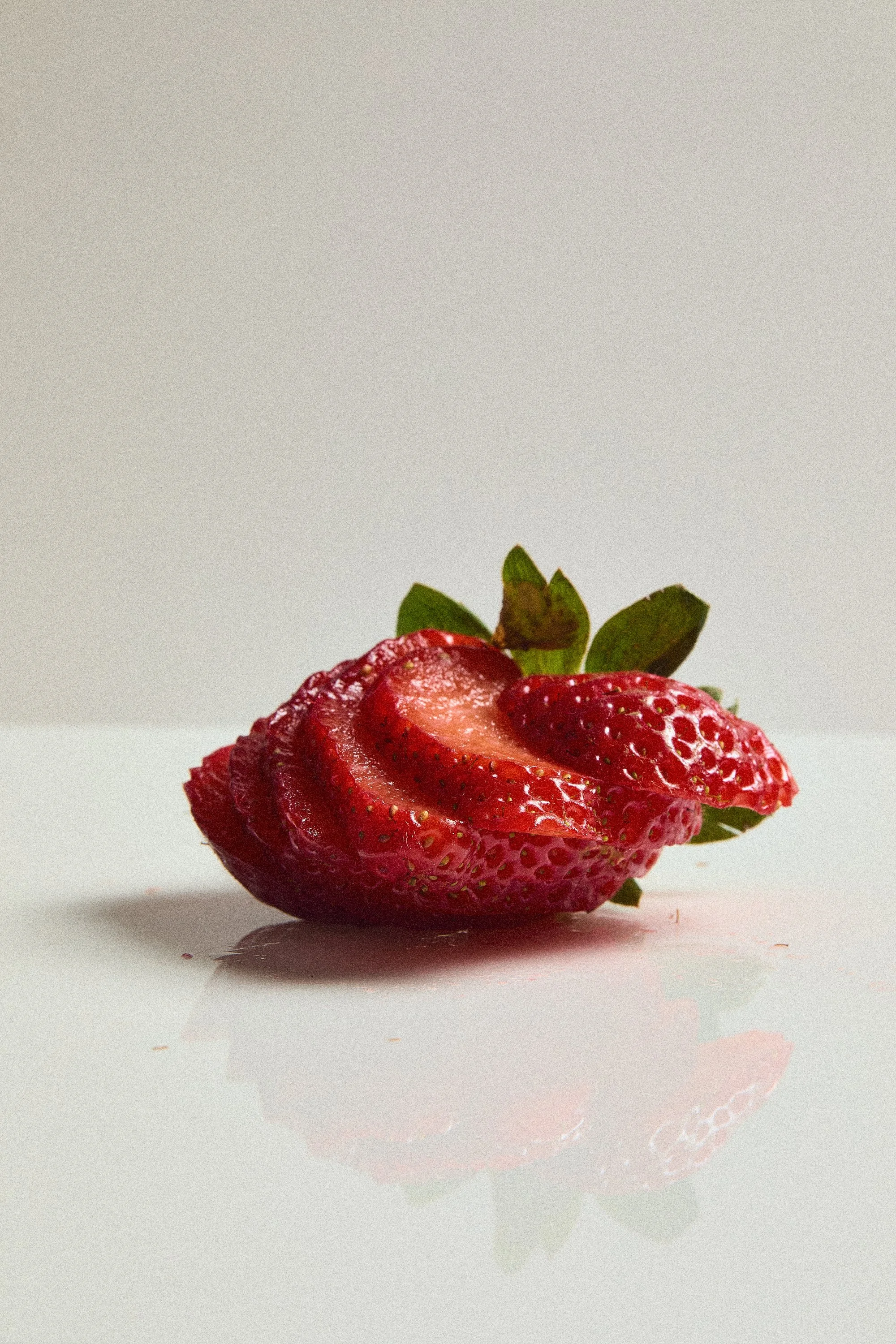 WP_VM_Strawberries_WorldBuilding_MacroFood_07_2x3_Web.jpg