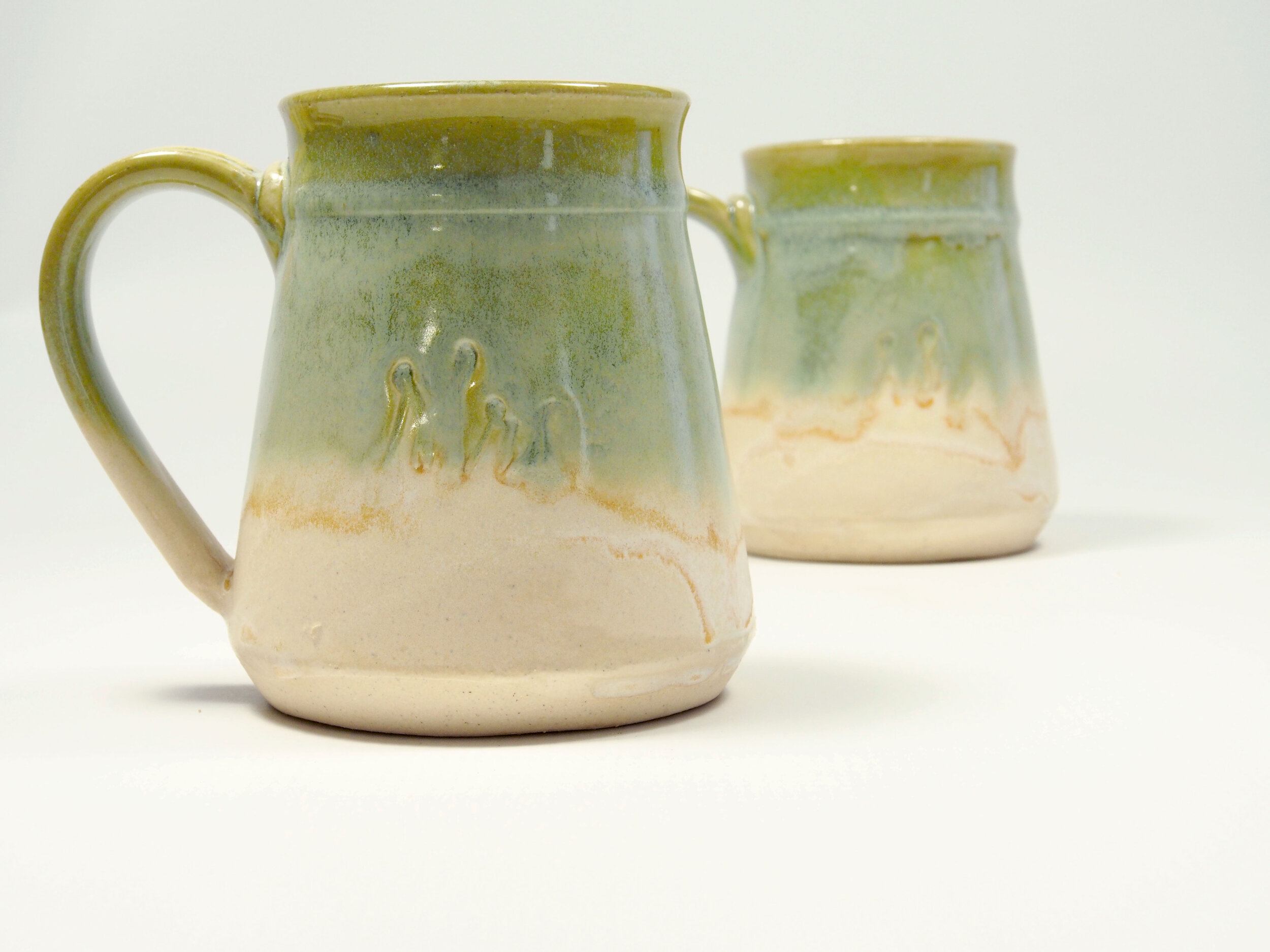 CoffeeMug_MRMRS_CRSM_CU.jpg