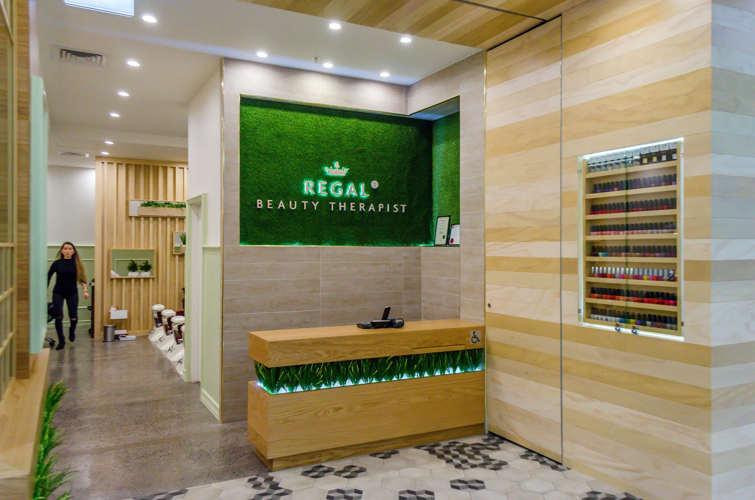 Kat Regal 2-0105.jpg