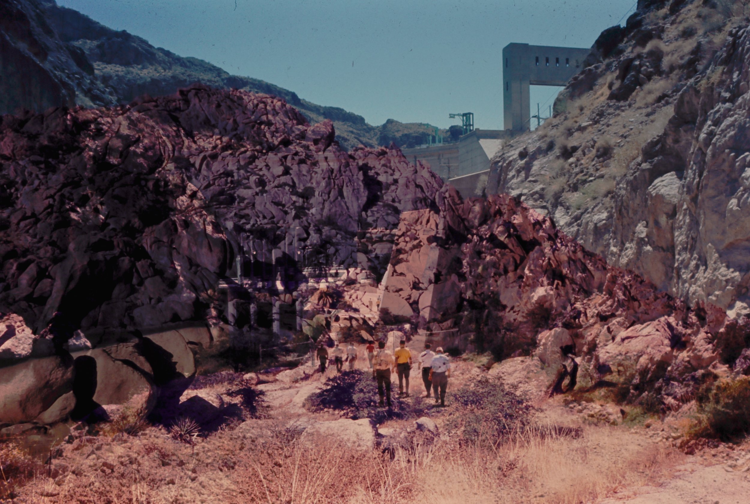 1R_canyon.jpg