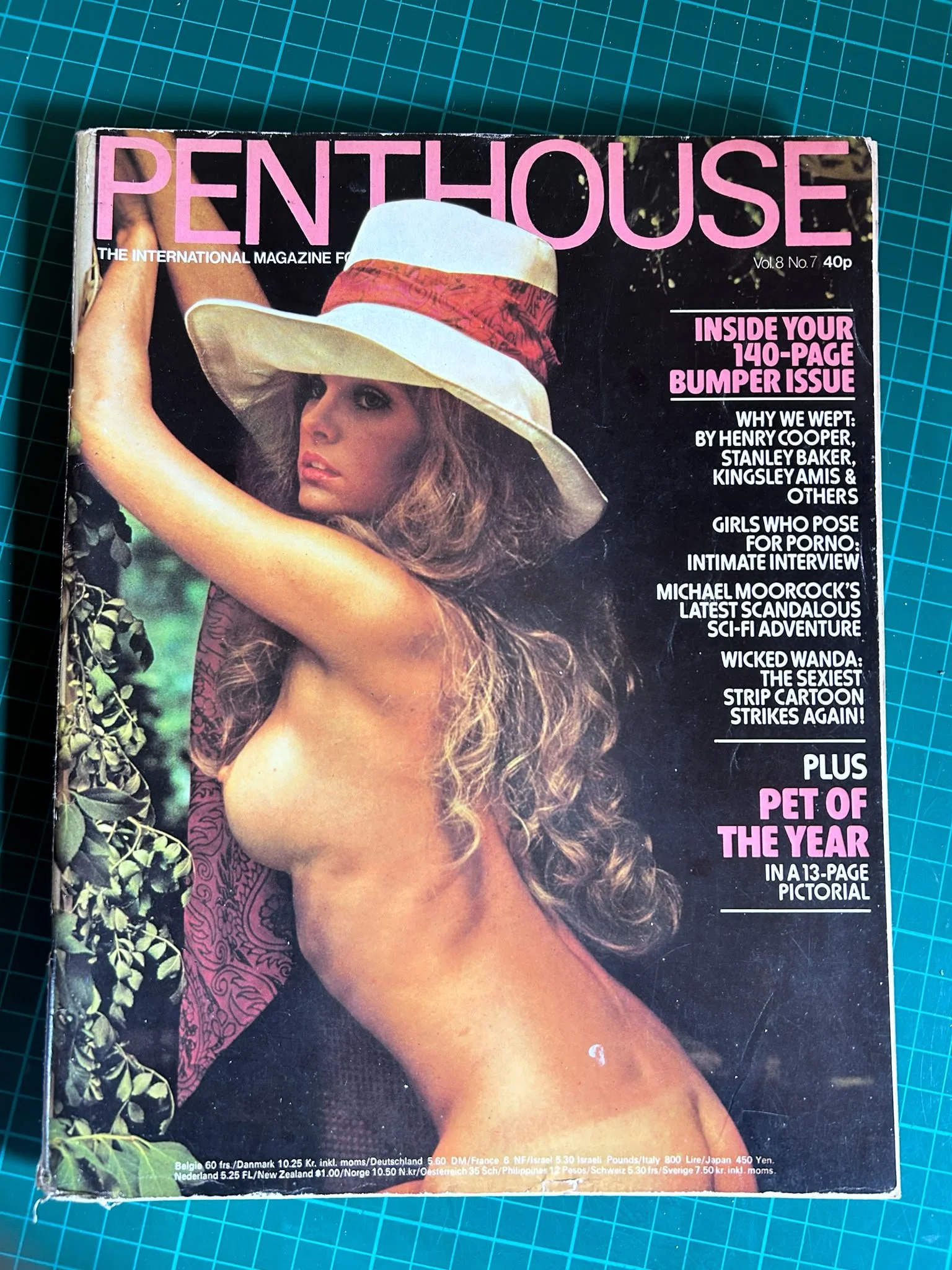 PENTHOUSE  Vol 8  No 7  140 PAGE BUMPER ISSUE