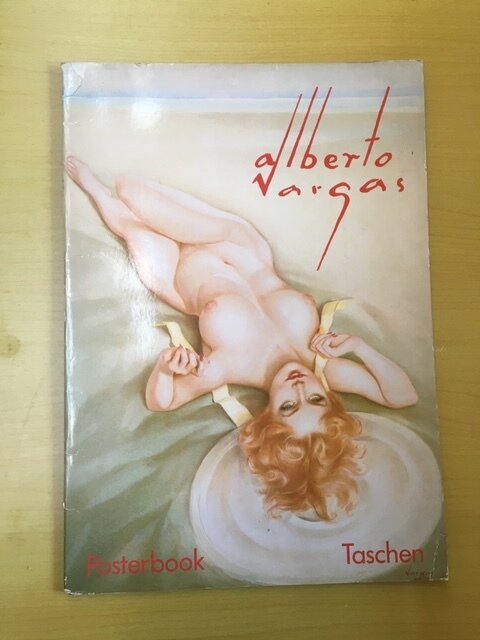 VARGAS POSTER BOOK