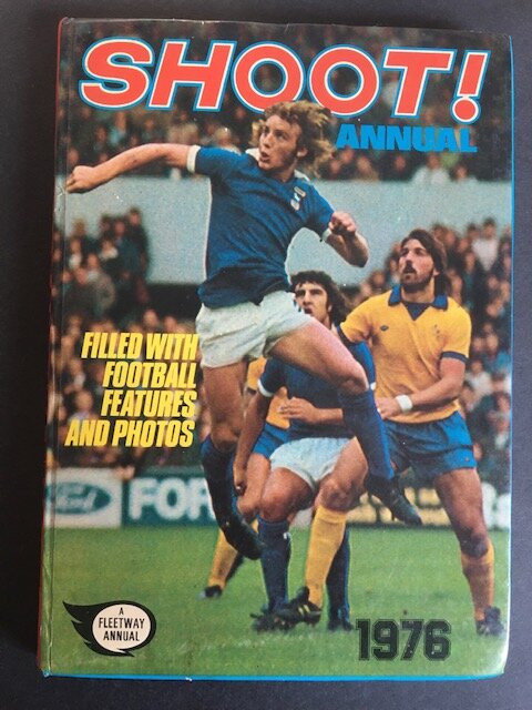 SHOOT FOOTBALL ANNUAL 1976