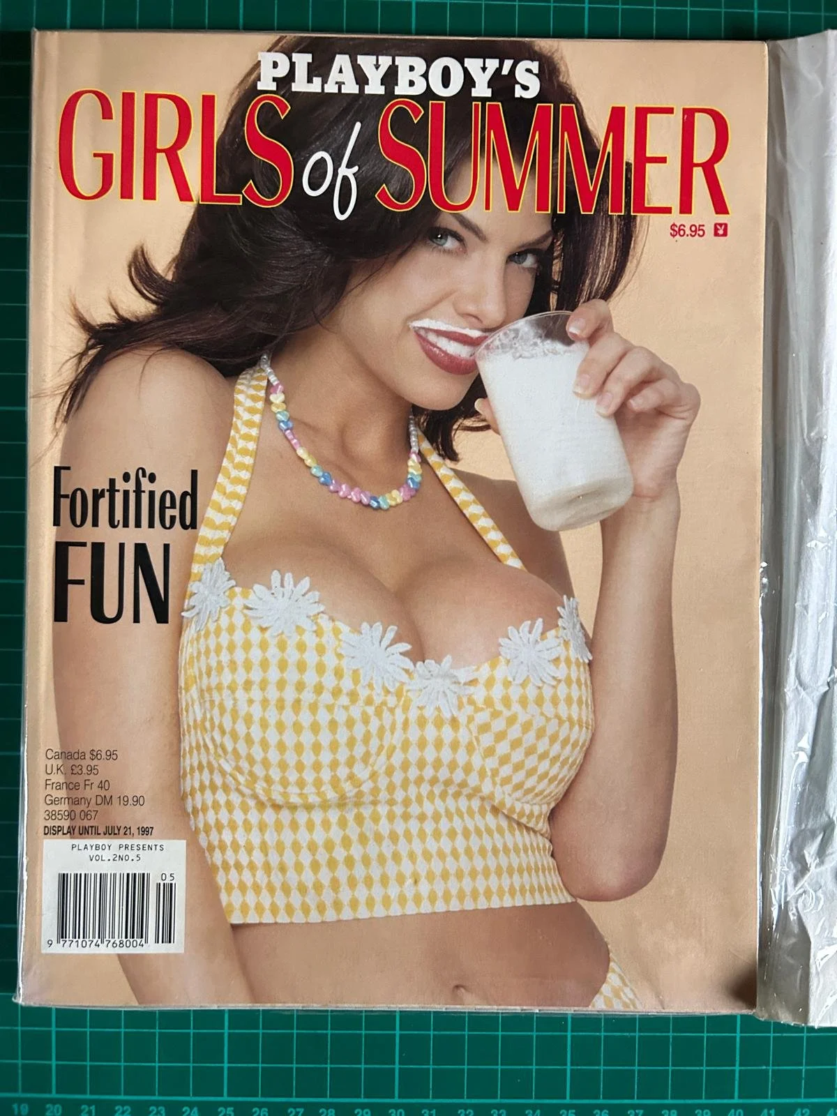 PLAYBOY  GIRLS OF SUMMER