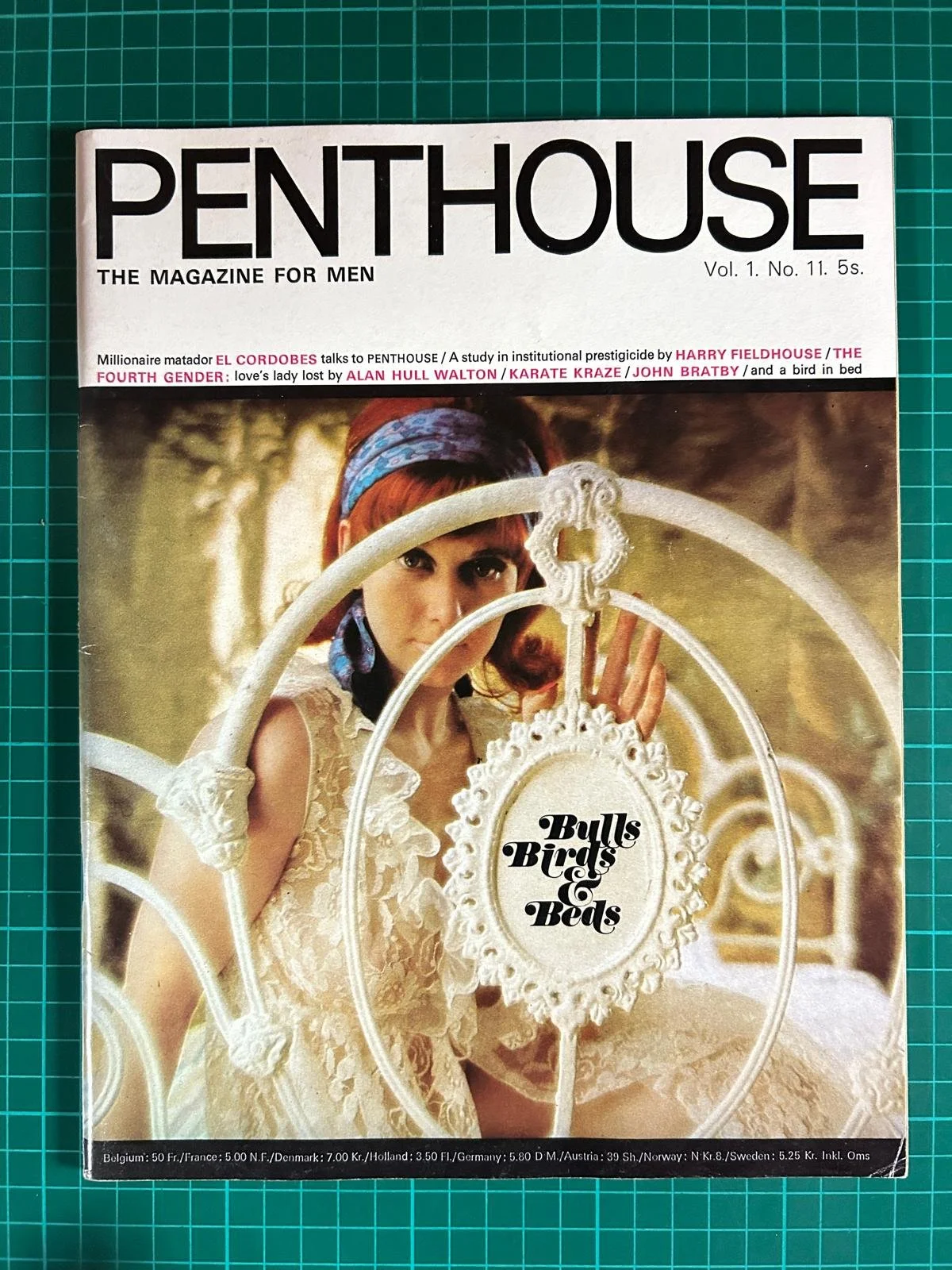 PENTHOUSE  Vol 1 No 11  RARE VINTAGE