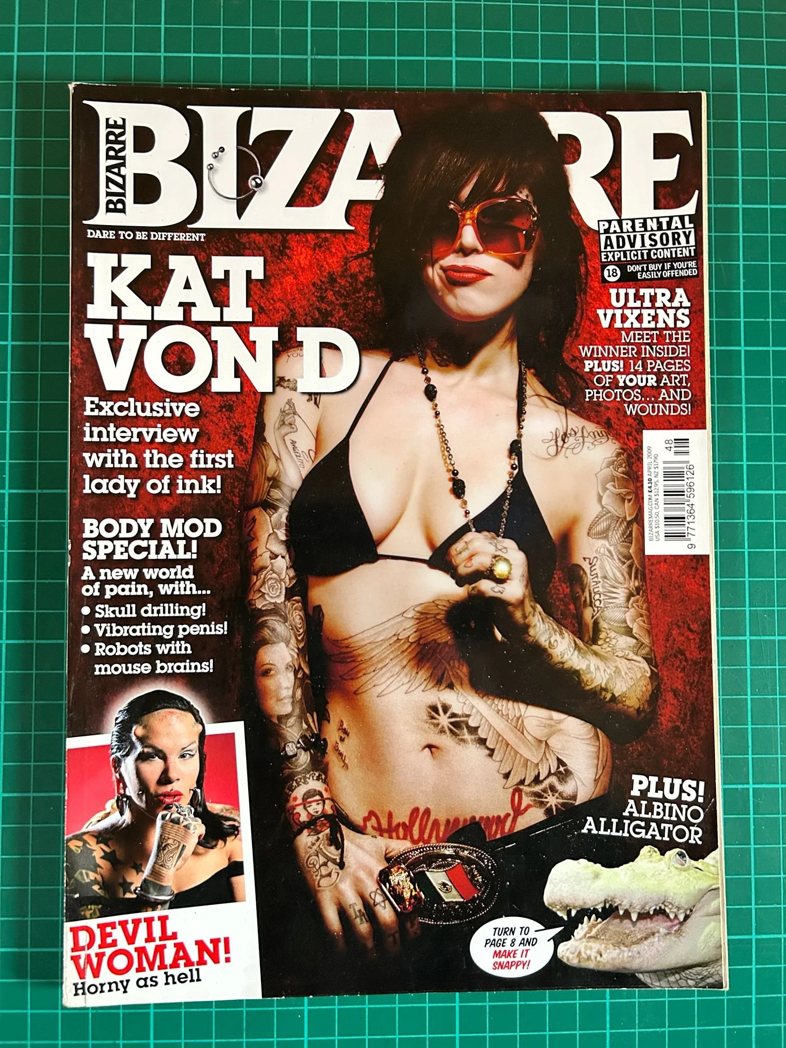 BIZARRE  KAT VON D