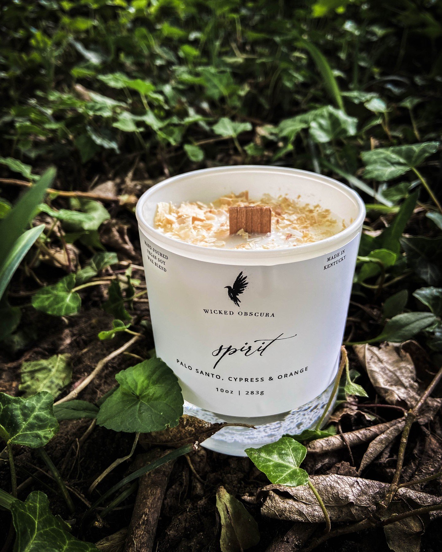 Clear the vibes. Call in peace. Breathe deep. 🌬️✨

Our Spirit Candle is crafted to help you reset: emotionally, energetically, spiritually.

🕯️ Scent Notes: Palo Santo, Cypress, Orange
🌿 Benefits: Purification + Unblocking
🖤 Infused with calming 