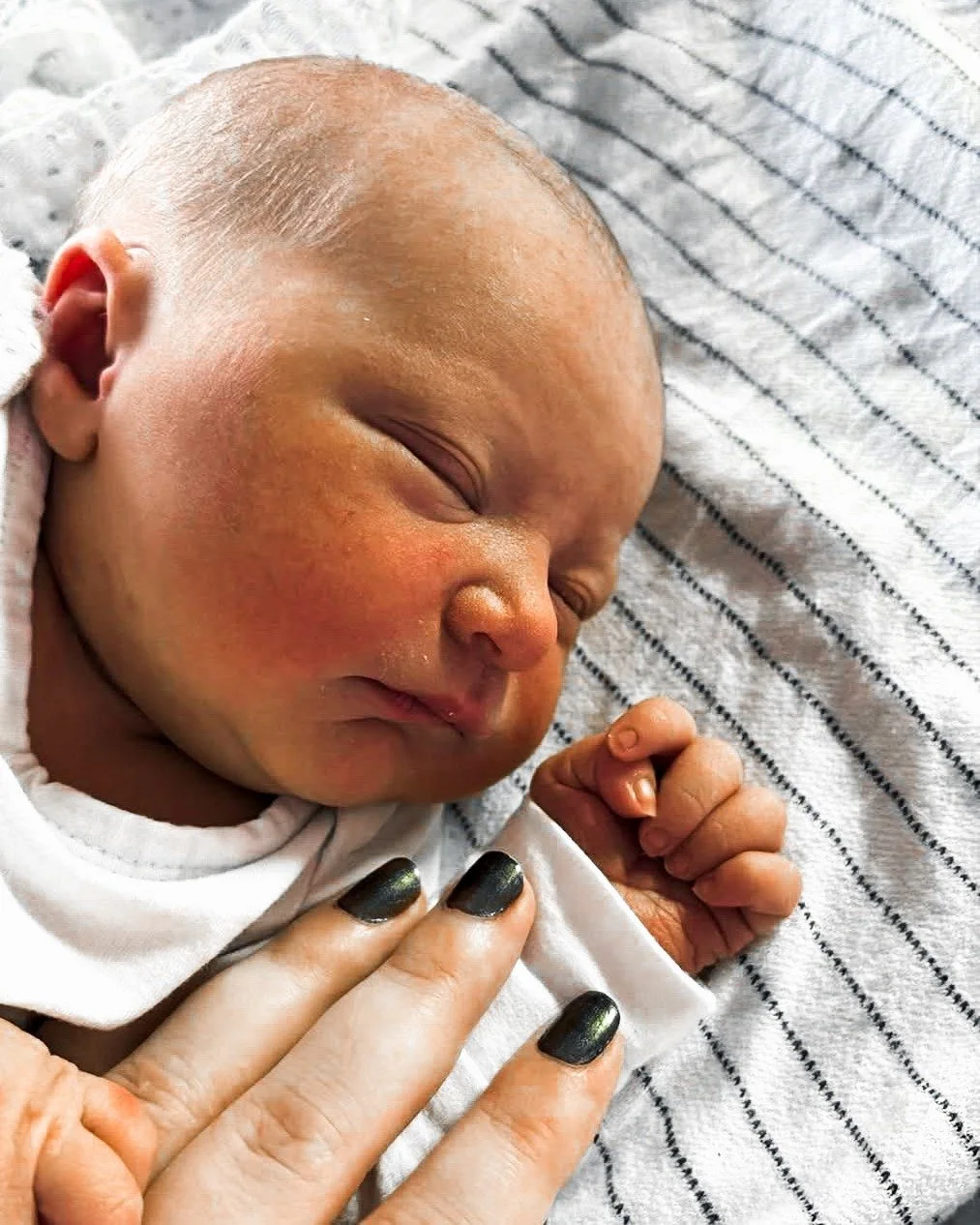 A new little light has arrived 🕯️

We&rsquo;re over the moon to welcome our tiniest witchling to the world &mdash;
Liana Alexandra Dilien 🌙💫

Born under the fall leaves and Halloween moon, she&rsquo;s already got magic in her bones and stardust in