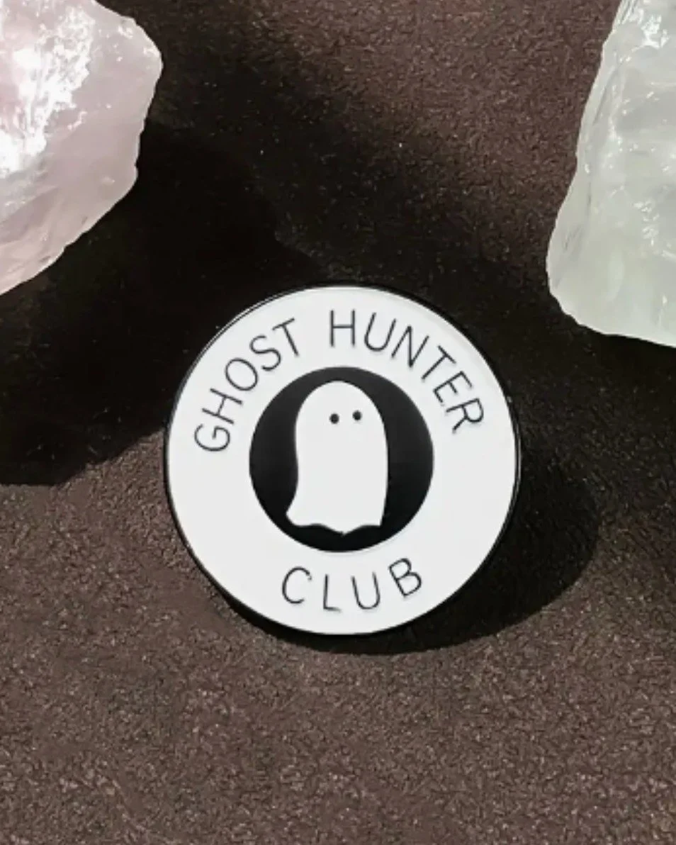 🖤 Got ghost-hunting in your blood? Then you&rsquo;re already one of us.

Our Ghost Hunter Club pin is perfect for the brave souls who chase the unseen and walk the haunted path with pride.

Clip it to your jacket, tote, or ritual bag and let the spi