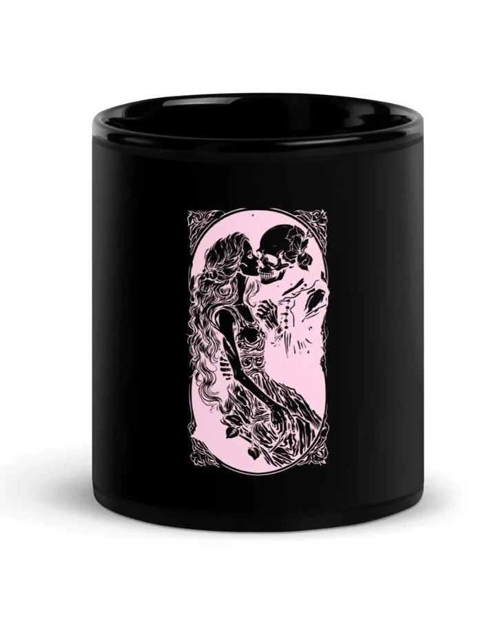 Love, but make it intentional. 🖤☕

Inspired by The Lovers tarot, this mug is less about romance and more about choice.

Connection.
Balance.
Showing up with your whole heart.

Perfect for slow mornings, shared rituals, or quiet moments where love be