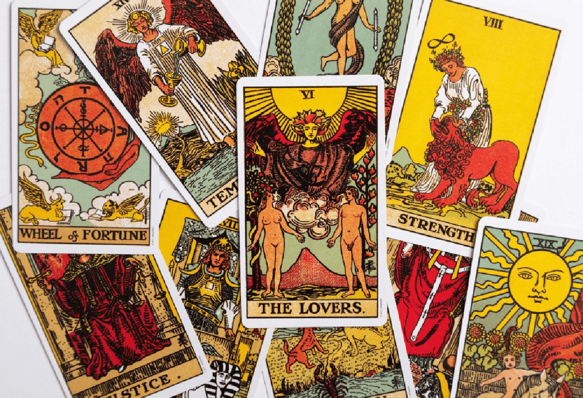 Ryg, ryg, ryg del Erobrer tilbagemeldinger Unlocking the Magick of the Lovers Tarot Card — Wicked Obscura Apothecary