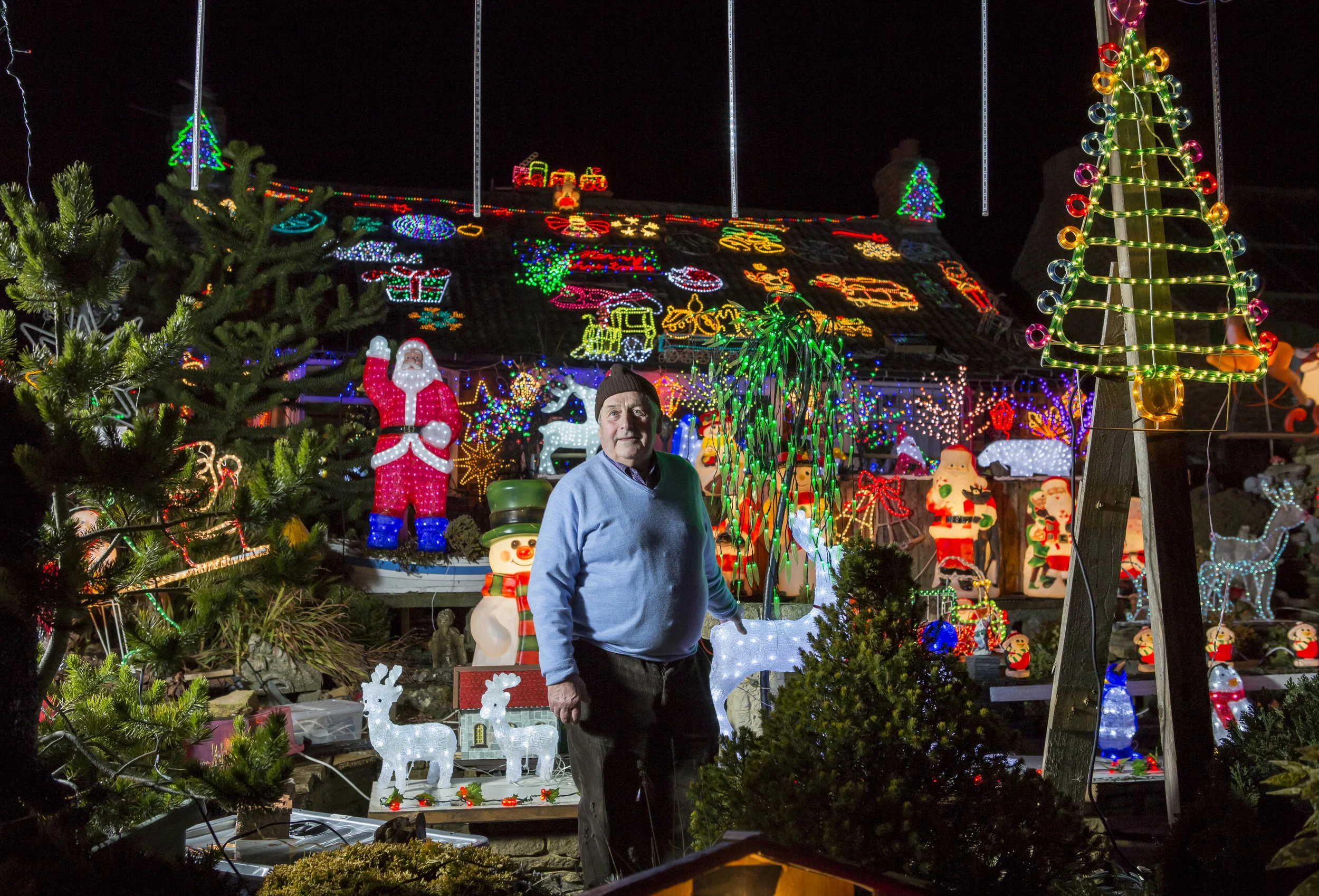 EricChristmasLights21.jpg