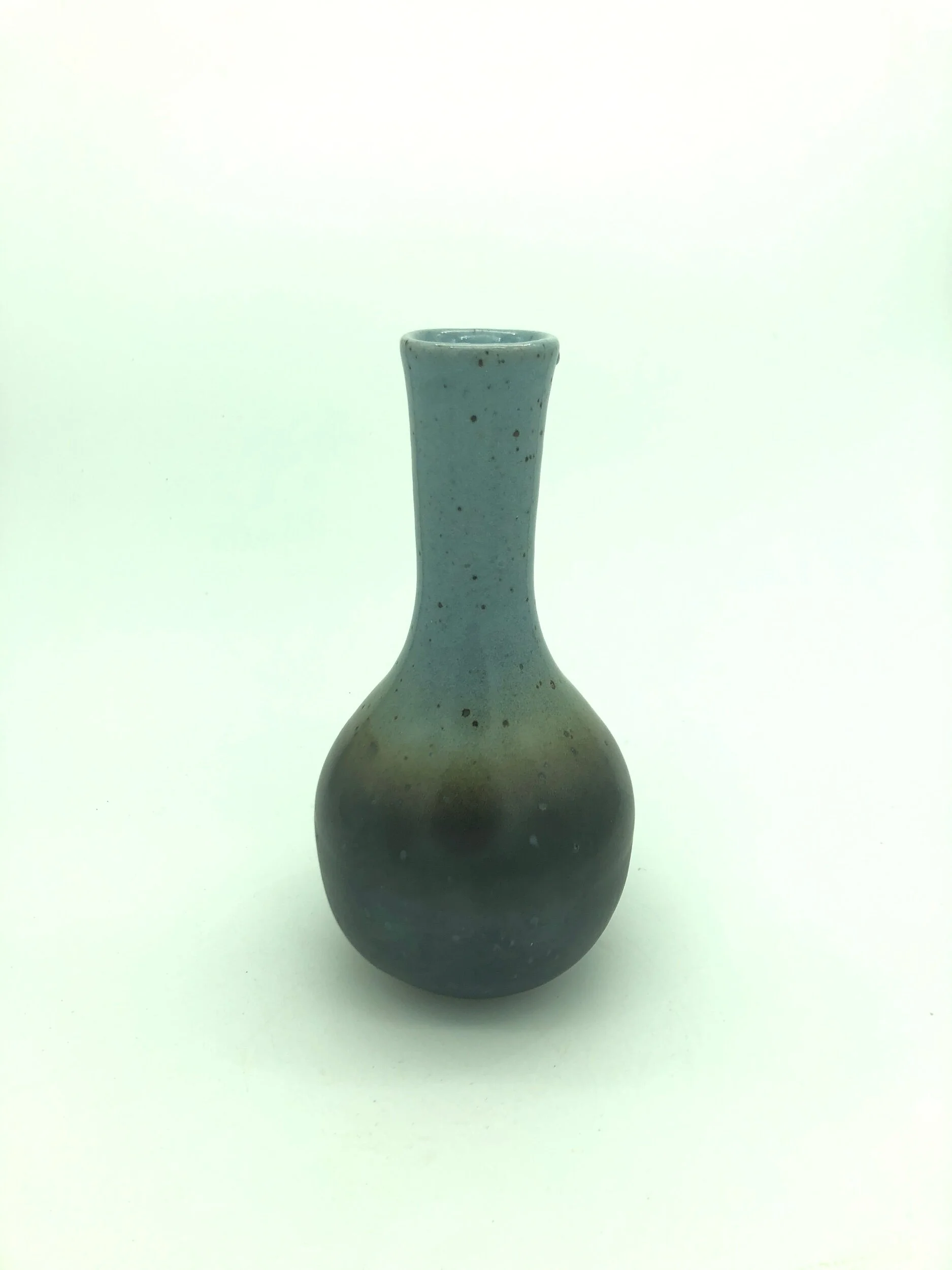 3ADF6E16-EF0D-4FE8-860E-39D5BDB59541