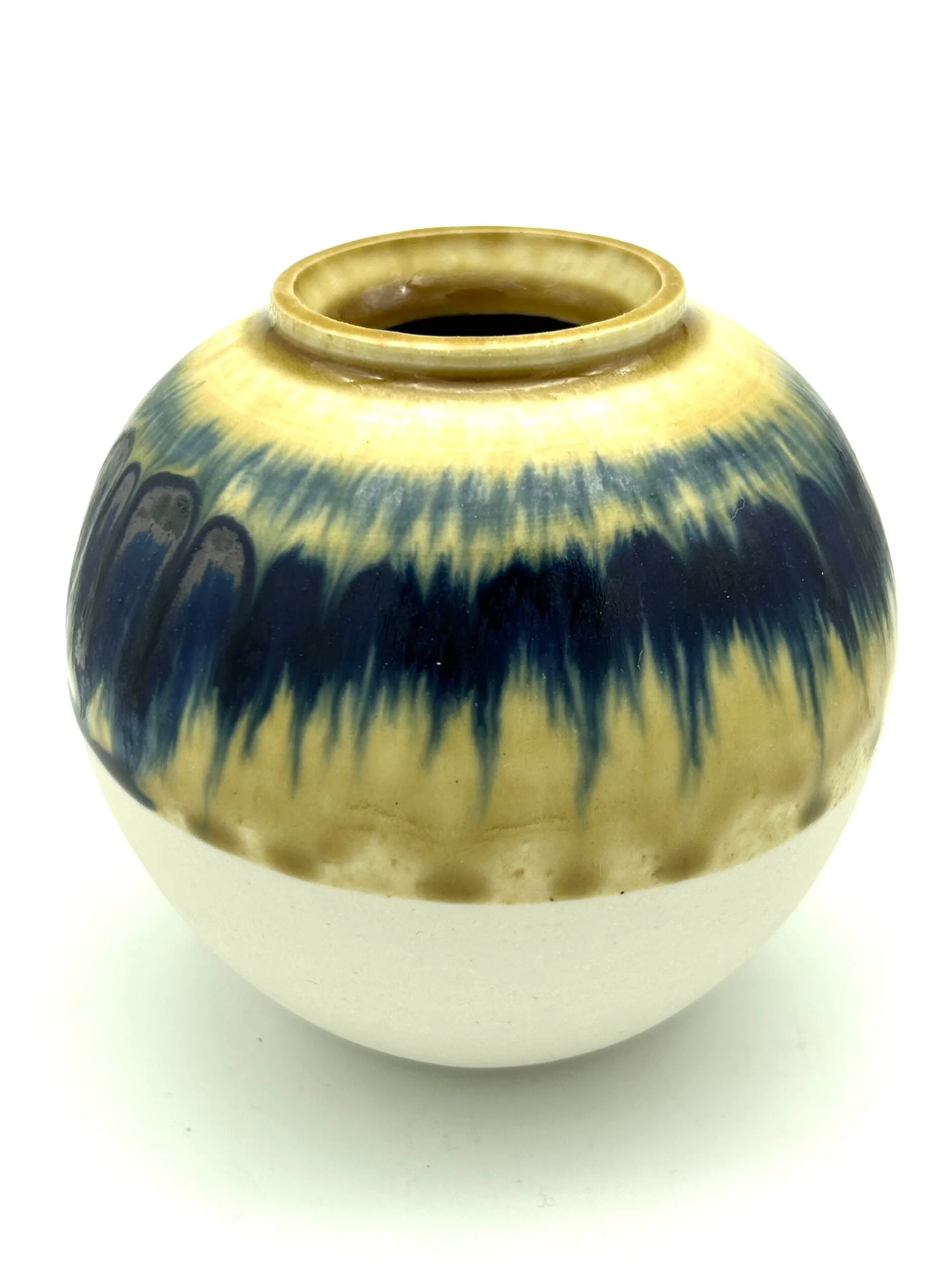 158305E3-8D0B-4066-A713-AEE59B7E457D