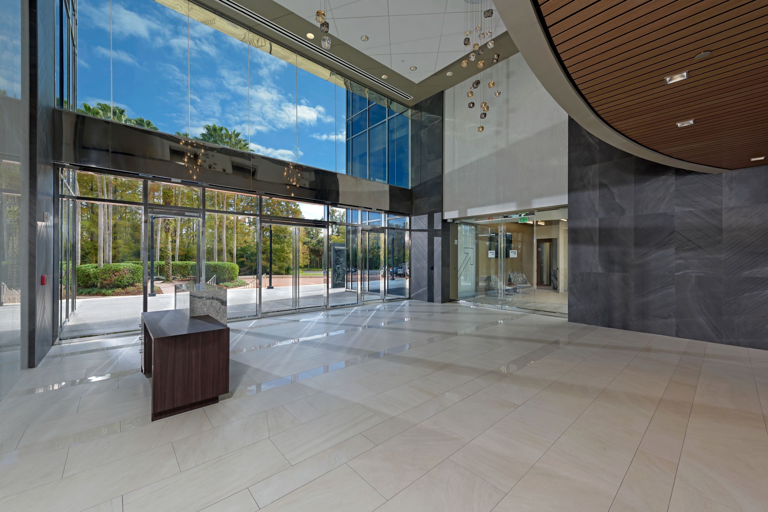 home page_wyndham lobby.JPG