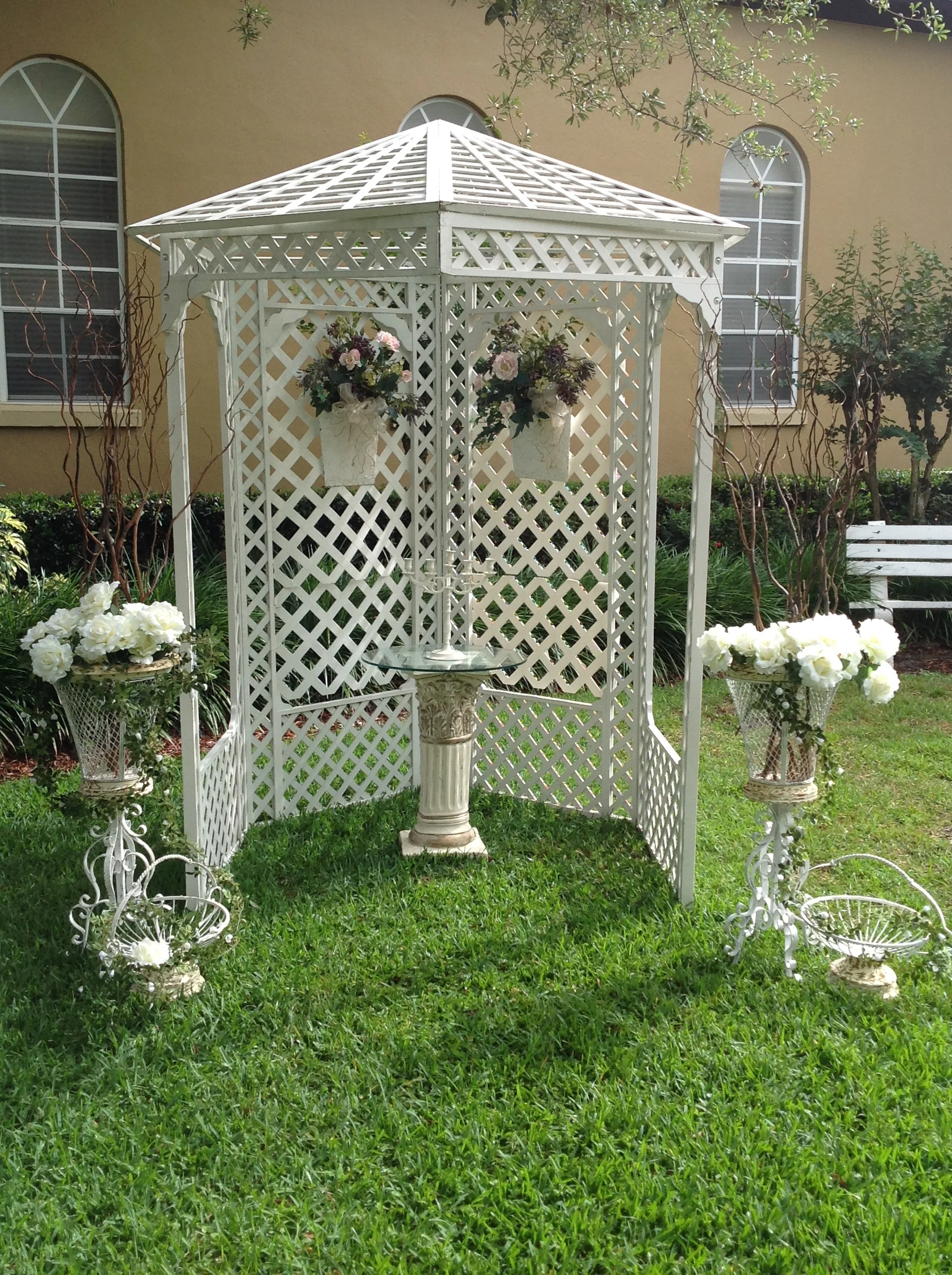 Verlon - Rental Props.JPG
