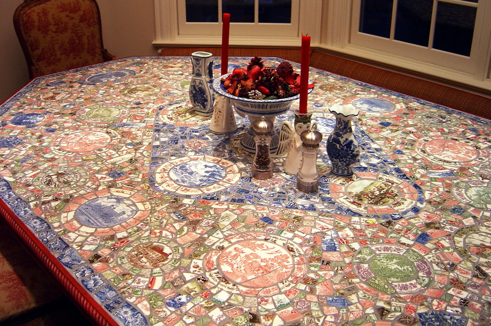 Custom-Mosaic-Table-1-DSC00105.jpg