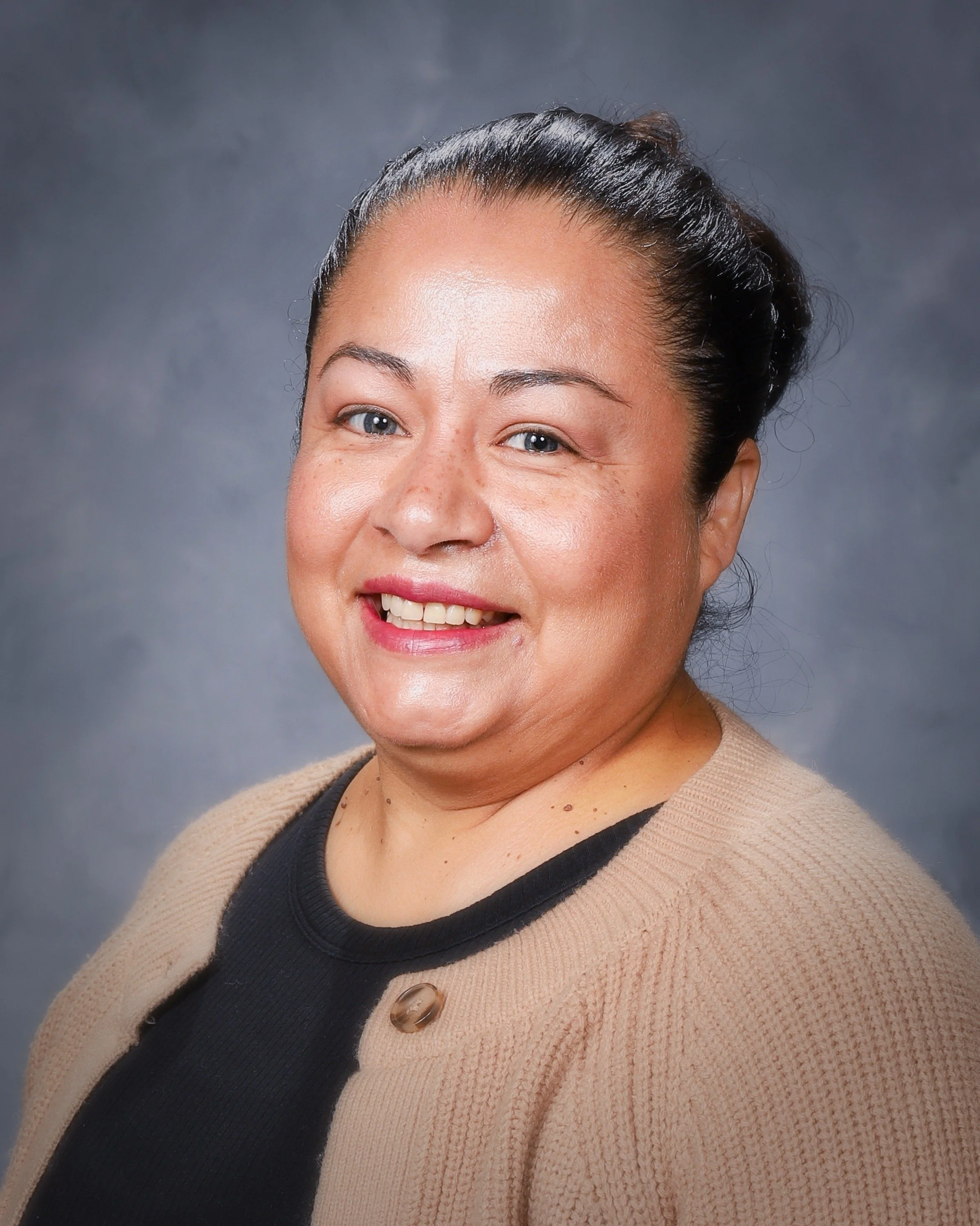Yulenia Perez, Office Assistant
