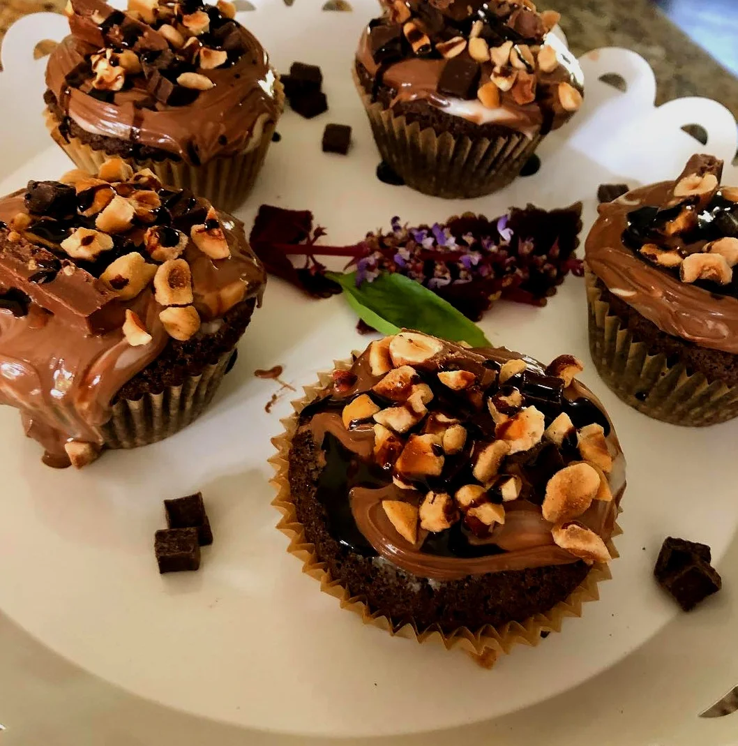 Creamy Chocolate Hazelnut Cupcakes 