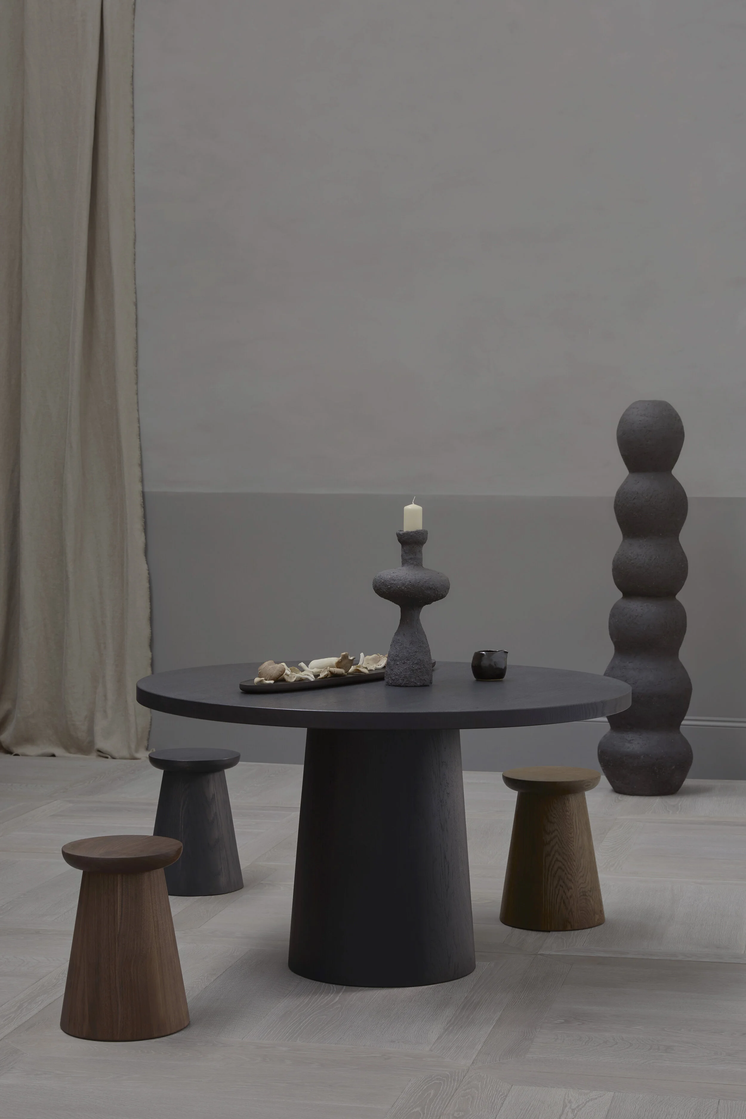 Edward-Collinson-Table-0262-Desat copy 2.jpg